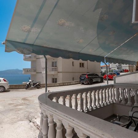 Esel Apartments Sarandë Exterior foto
